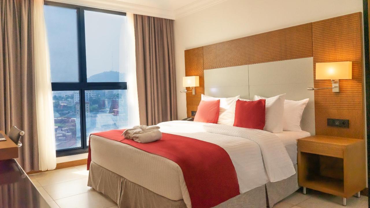 Star Land Hotel Bastos Yaoundé Dış mekan fotoğraf
